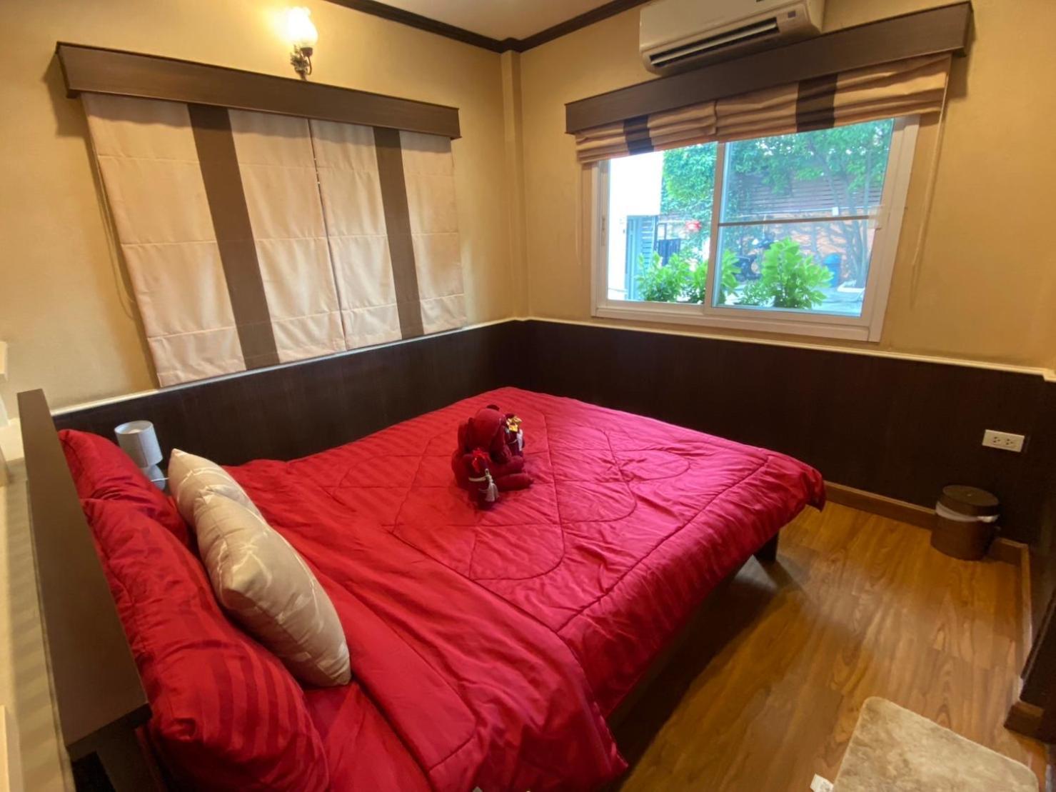 Baan Weekday Private 02 Hotel Chiang Mai Bagian luar foto